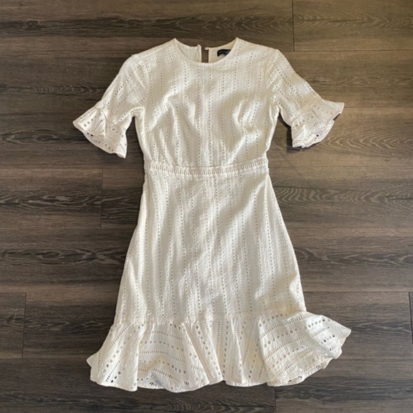 Banana Republic Dresses & Skirts - Banana Republic Cream Eyelet Midi Dress Women's Size 8 Preppy Lace Flare Sleeve